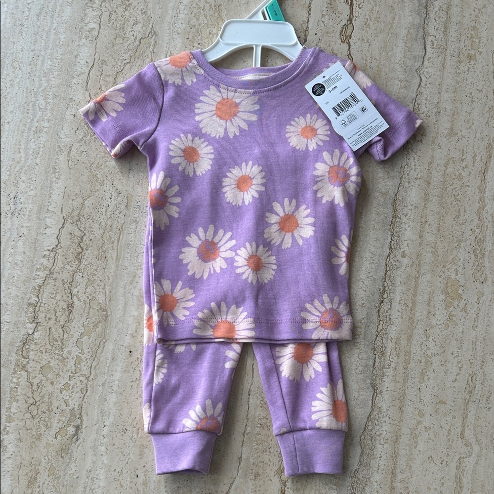 NEW 🆕 Purple Floral Kids Pajamas 3-6 months NEW